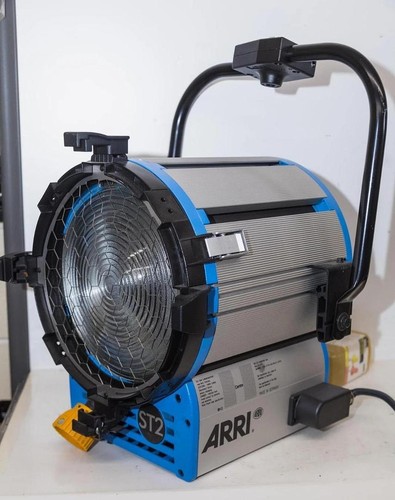 Arri st2 2000w true blue - st2, 10"