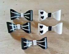 Lotto di 5 fermagli fermacapelli in plastica a forma di fiocco Vintage