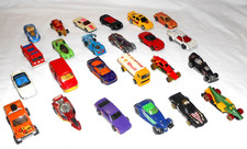 LOT OF 24: Vtg Hot Wheels