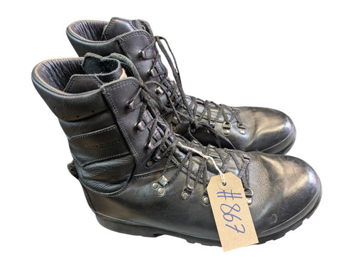 Altberg black leather - black, vibram
