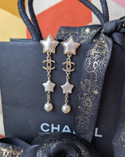 Orecchini Chanel CC A17B GHW