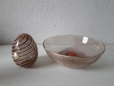 Uovo e ciotolina soprammobili