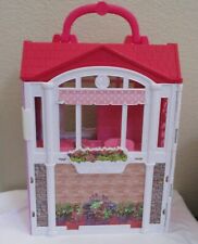 BARBIE GLAM GETAWAY FOLD N GO