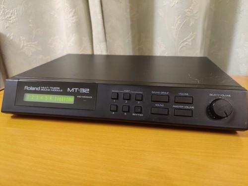 Roland multi timbre midi - mt-32,