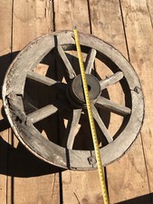 Ruota Di Carro Antico