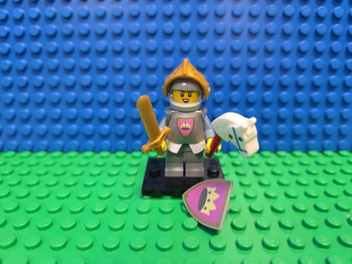 Lego knight yellow castle - knight, of