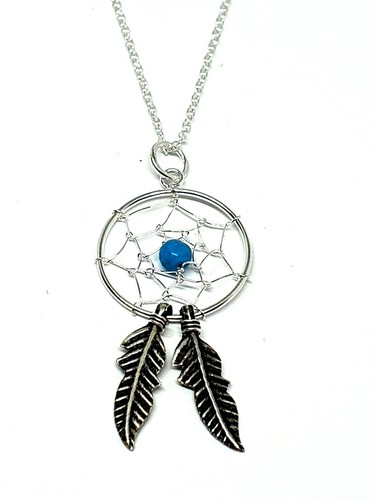 Collana con ciondolo