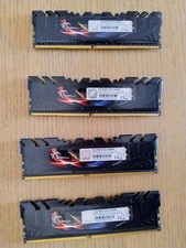 G.Skill 16GB (4x4GB) DDR4-2400 F4-2400C15Q-16GRK con scatola