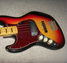 Ancienne Basse gaucher