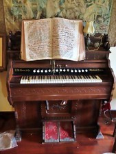 ARMONIUM  (SPARTITO ESCLUSO, TRATTABILE) 