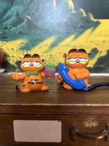 Vintage garfield telephone and - vintage,
