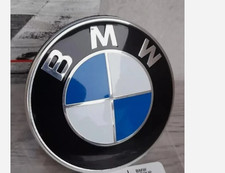 Distintivo cofano anteriore