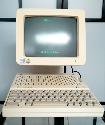 Apple iic con monitor stand - apple, +