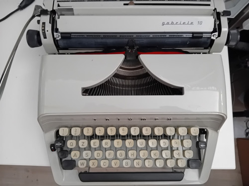 Macchina per scrivere triumph - macchina,