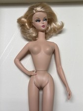 BFMC Silkstone "Preferibilmente Rosa" Barbie bambola NUDE 