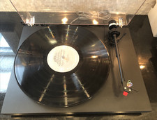 Music Hall MMF 2.2 Giradischi