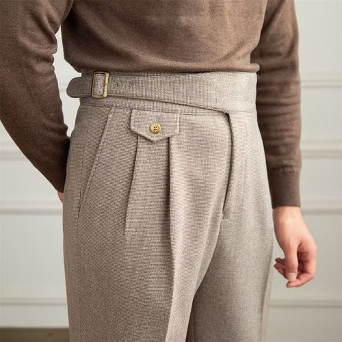 Pantaloni dritti pieghettati