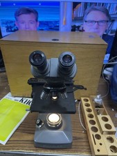 Microscopio vintage Olympus