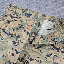 Pantalone cargo mimetico