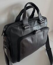 Giovanile Professionale  lussuosa  in pelle vitello  grigio antracite   Piquadro