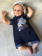 Adorabile bambola baby reborn dal kit Rosie di Olga Auer