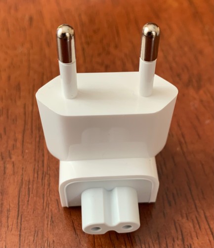 Adattatore presa plug eu - plug,