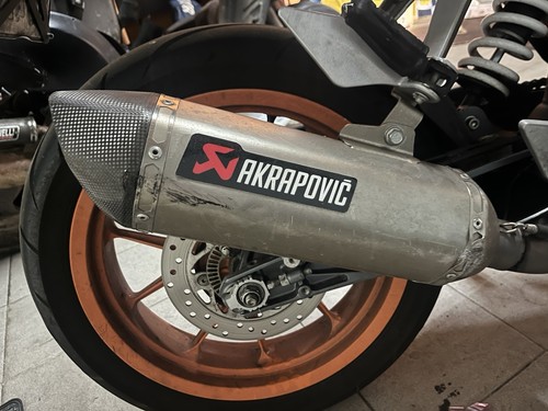 Scarico akrapovic duke 390 - scarico,