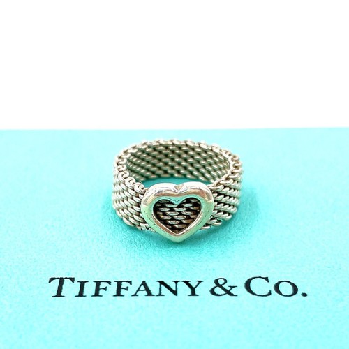 Anello fascia con cuore a - a,