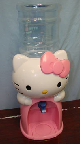 Working hello kitty - working,