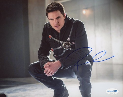 Robbie amell autografo - robbie,