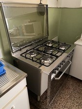 cucina a gas con forno elettrico ventilato