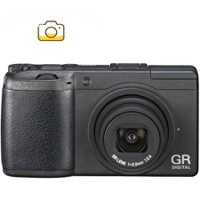 Ricoh GR Digital II GRD2