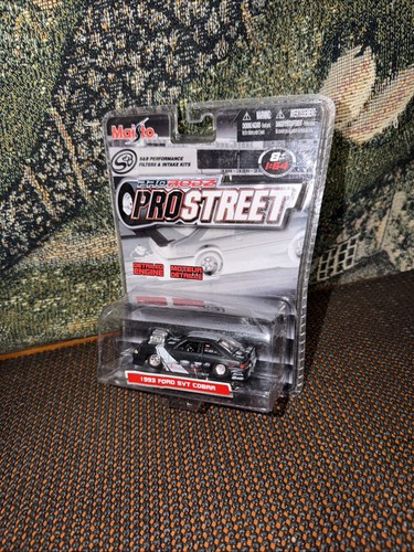 Maisto pro rodz - 1/64,