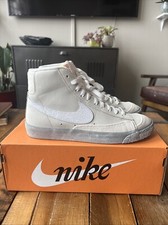 Nike Blazer Mid ‘77 SE