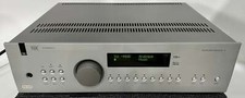 Arcam FMJ AV8 Preamplificatore