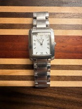 Orologio elegante rettangolare