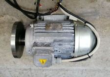 TECHNOGYM RUNRACE TAPIS ROULANT MOTORE DC 2,2kW CON VOLANO