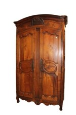 Armadio francese stile Provenzale – Seconda metà '700, intagliato
