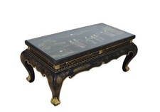 Cina: tavolino in lacca