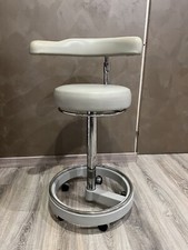Splendido sgabello da dentista, vintage