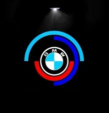 2 PROIETTORI LOGO LUCI LED PORTE SOTTOPORTA CON LOGO AUTO sportiva ' BMW