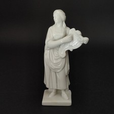 Statuina in porcellana Richard