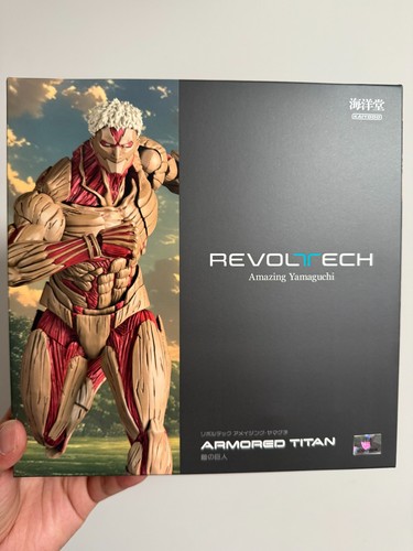 Kaiyodo armored titan attack - armored,