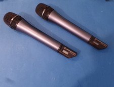 1x Sennheiser SKM 3072 micro