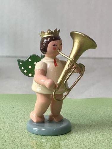 Angelo con corona - tuba, della
