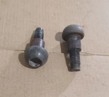 TOYOTA HILUX PICK-UP I°SERIE VOLKSWAG TARO 89/97 VITI FISSAGGIO SCHIENALE SEDILE