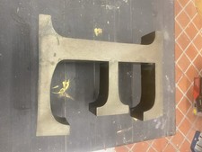 Lettera E Ex Insegna In Ottone