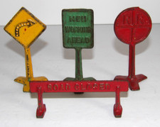 GRUPPO DI 4 INSEGNE ARCADE IN