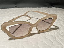 NUOVI OCCHIALI DA SOLE LINDA