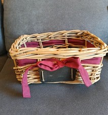 Cesta rettangolare in vimini con nastro bordeaux  - 14 x 24 x 33 cm